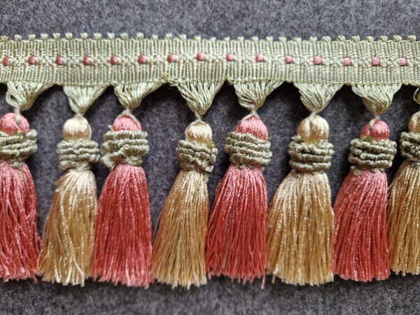 Tofsfrans Beige/Rosa 90 mm